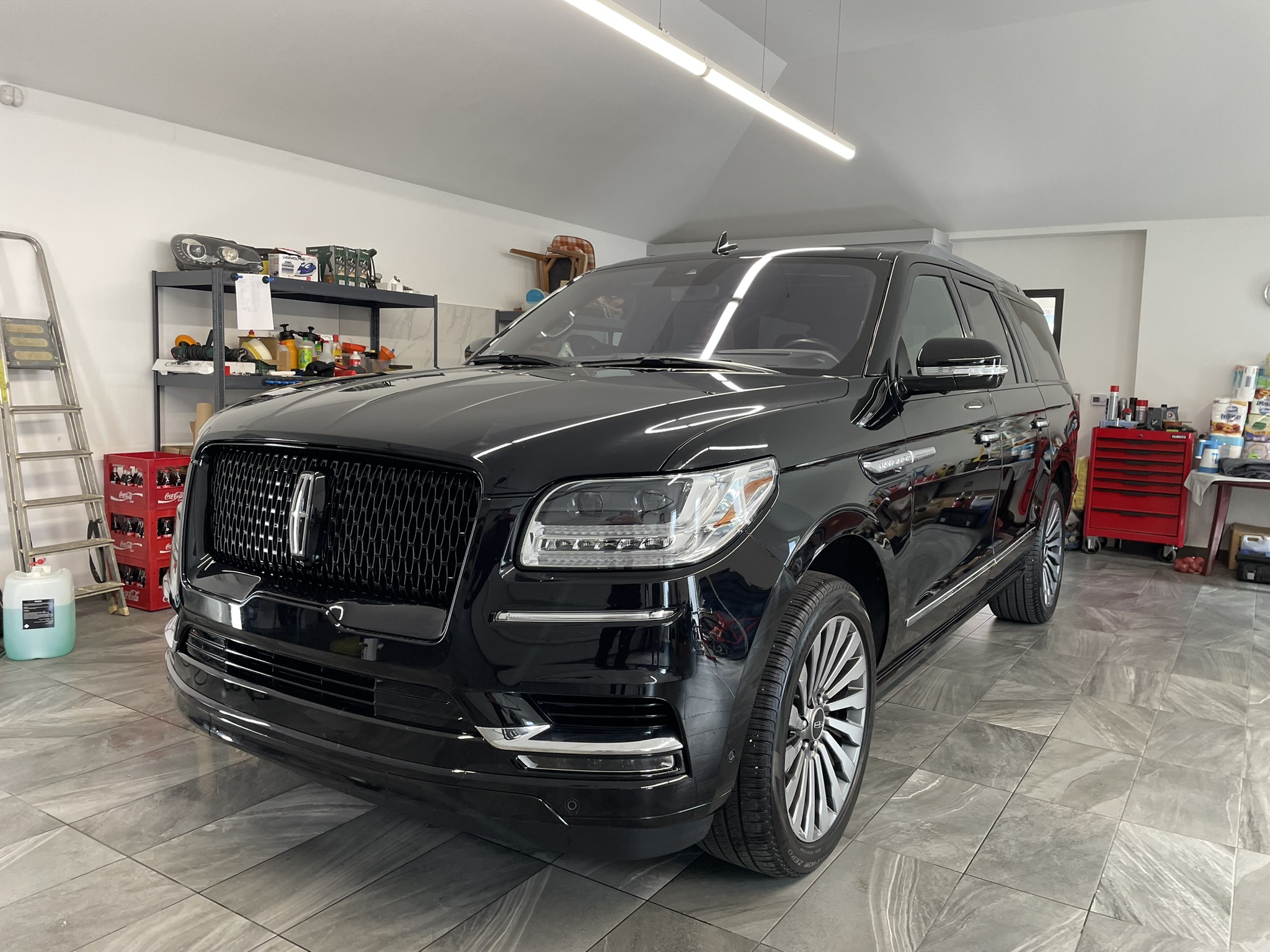 Lincoln Navigator | Front karosszéria védőfóliázás