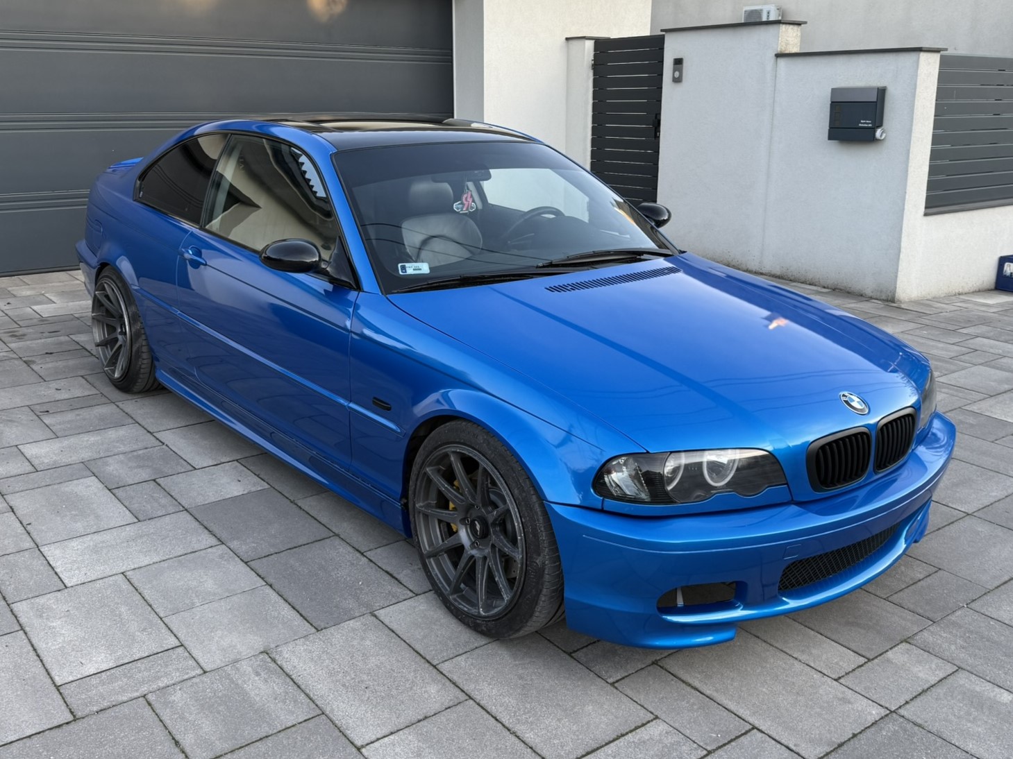 BMW E46 - 3M 2080-G337 | Gloss Blue Fire